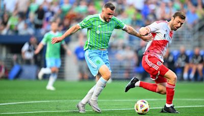 Albert Rusnák and Jordan Morris each score a goal, Sounders beat Revolution 2-0