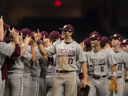 Ranking college baseball teams in order of their odds to win College World Series in 2024