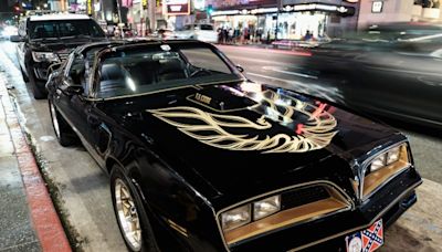 Burt Reynolds’ personal Pontiac Trans Am is up for auction