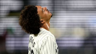 White Sox fall to Royals for franchise-record 16th straight loss