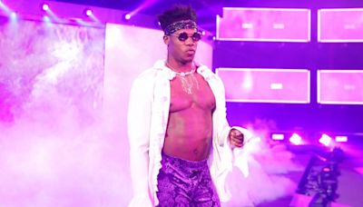 WWE Hall Of Famer Believes It’s Time For Velveteen Dream To Get A Second Chance - PWMania - Wrestling News