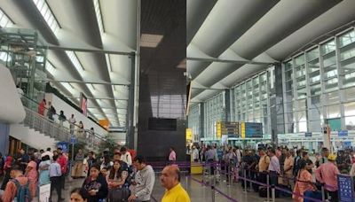 Microsoft outage: Mumbai, Delhi, other airports face tech issues; IndiGo, Akasa, SpiceJet check-ins affected