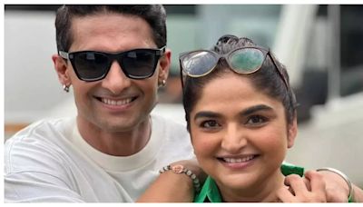 Indira Krishna shares BTS photo with co-star Ravi Dubey; fans say 'Mata Kaushalya and Laxman from Ramayana' - See post - Times of India