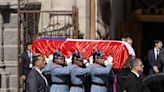 Familiares, amigos y autoridades homenajean a Piñera a un mes de su inesperada muerte