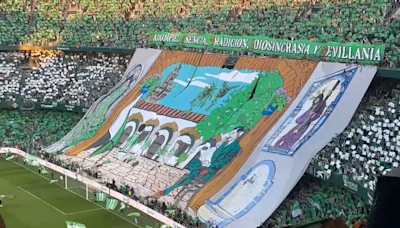 El espectacular tifo de Gol Sur para el derbi sevillano en el Villamarín: "Balompié, esencia y sevillanía"