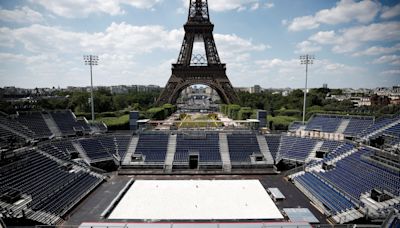 En images : le Stade Tour Eiffel quasi fin prêt pour accueillir les épreuves de beach-volley