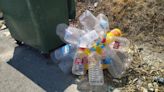 Efecto colateral de la crisis hídrica en Teulada: más plástico