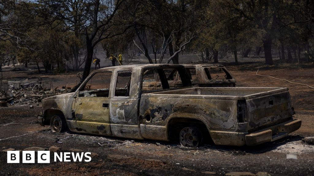 California wildfires: Nearly 30,000 evacuated