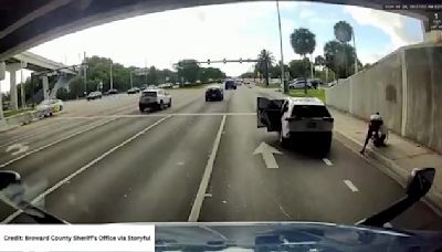 VIDEO: Carjacking suspect leaves victim’s toddler on side of busy Florida road