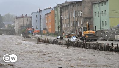 Europe floods: Parts of Vienna without power as river rises – DW – 09/16/2024