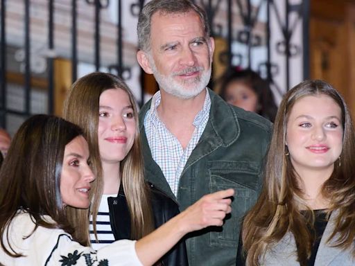 Los planes de Felipe y Letizia con sus hijas en Semana Santa: un esperado reencuentro familiar y una tradición rota