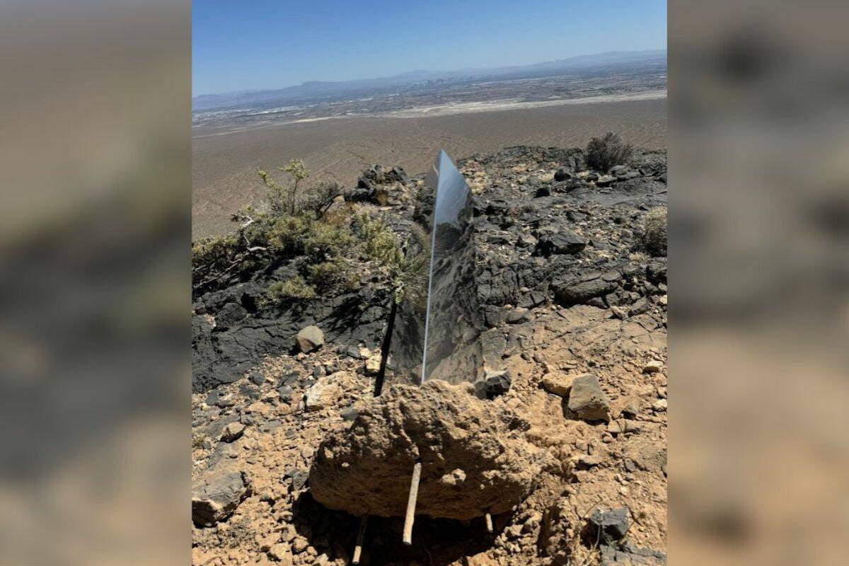 Las Vegas police say monolith found on trail has been removed