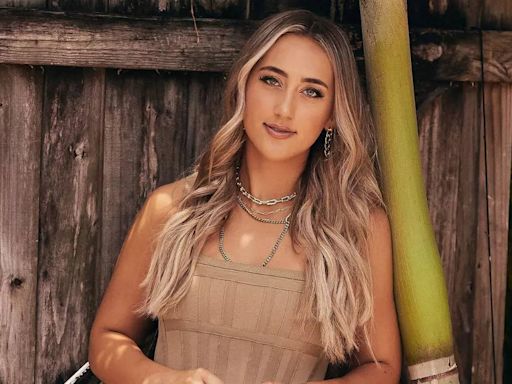 Ashley Cooke hits Billboard Hot 100 with Breakup Ballad and Country anthem 'Your Place' - Times of India