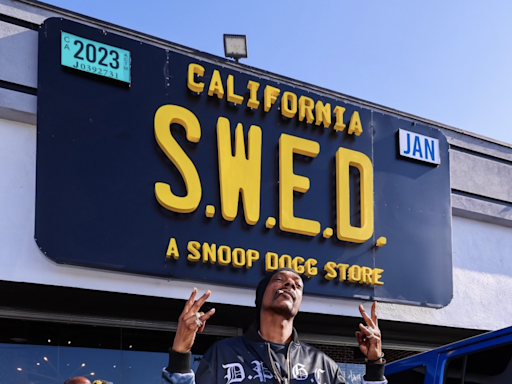 Snoop Dogg just opened a new dispensary in L.A.