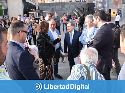 Jiménez Losantos en la Feria del Libro de Teruel: "Nuestra maravillosa lengua española es el paisaje que nos lee y nos escribe"