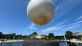 La vasque olympique du jardin des Tuileries, véritable phénomène des JO