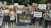響應青鳥行動 300人聚集羅東中山公園喊「我藐視國會」