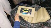 Piura: PNP incauta más de una tonelada de cocaína con logo de Batman que iba a ser enviada a Europa y Centroamérica