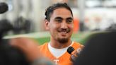 Tennessee football's Keenan Pili injured, out vs Austin Peay after Vols debut earned a game ball