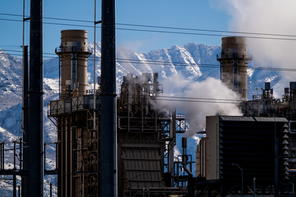 Utah may join lawsuit against EPA coal plant rules with the help of new legislation