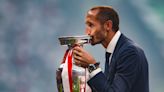 Video: Chiellini hands back Italy’s European Championship trophy