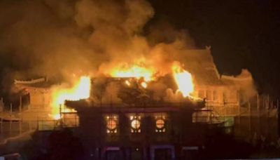 全國重點文物保護單位 河南大學百年禮堂被燒燬(圖) - 社會百態 -