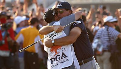 Phil Mickelson shares heartfelt message after brother, Tim, retires from caddying