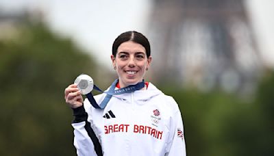 Two broken collarbones and a silver medal: Anna Henderson says 'blood, sweat and tears' went into Olympics time trial