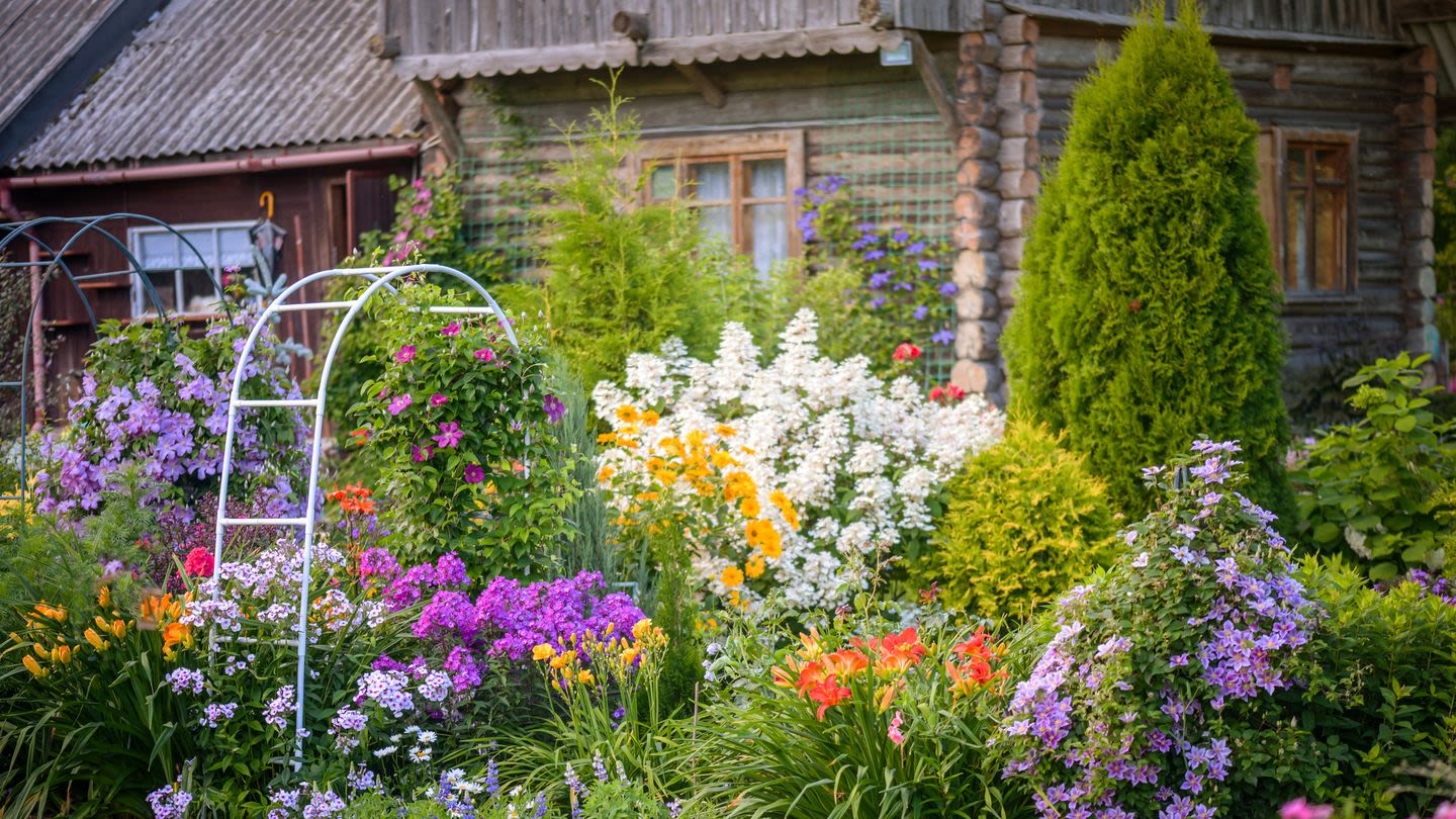 Best Cottage Garden Ideas for a Picture-Perfect Space