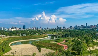 中央公園停車場滲水5年未改善 審計處要求檢討 | 國慶焰火 | 大紀元