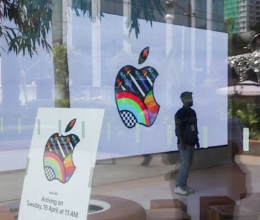 Apple's India sales jump 33% to near $8 billion last year, Bloomberg News reports