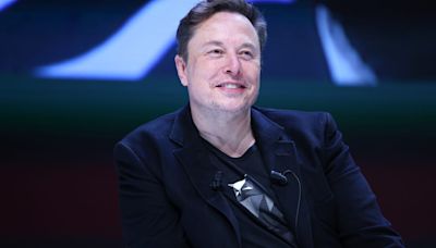 Elon Musk just got $10 billion richer