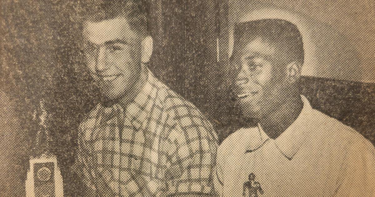 Yakima High's Steve Frye and Clarence Goosby's record-setting 1955 state meet led Pirates to a title