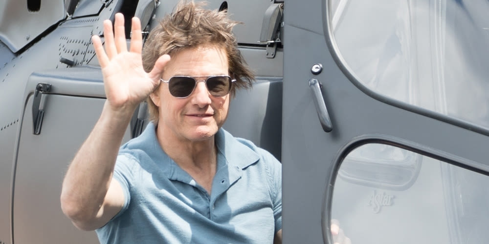 Tom Cruise Hops Into His Helicopter & Head Off on a New Adventure