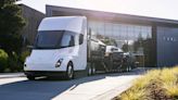 Tesla now plans electric semi truck volume production in 'late 2025'