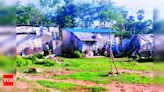 Squatters on Korattur lake despite order | Chennai News - Times of India