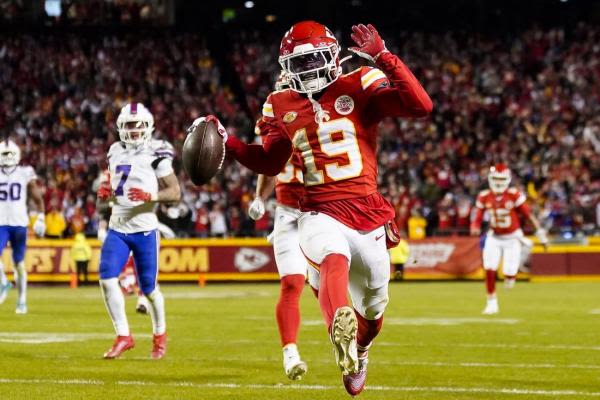 Reports: Chiefs decline WR Kadarius Toney's 2025 option