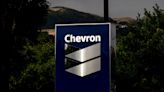 Chevron pide a Venezuela limpiar lago para aumentar exportaciones de crudo