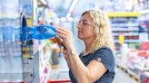 Apunta estos supermercados: te pagan por llevar botellas de plástico para reciclar