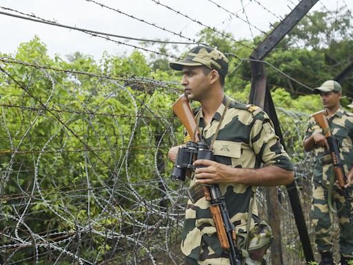 BSF asks UIDAI to deactivate Aadhaar of undocumented migrants from Bangladesh