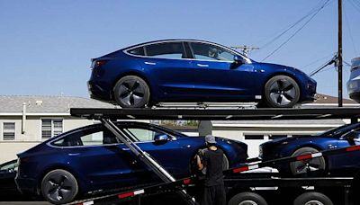 Tesla employees labor in fear as layoffs loom | Arkansas Democrat Gazette