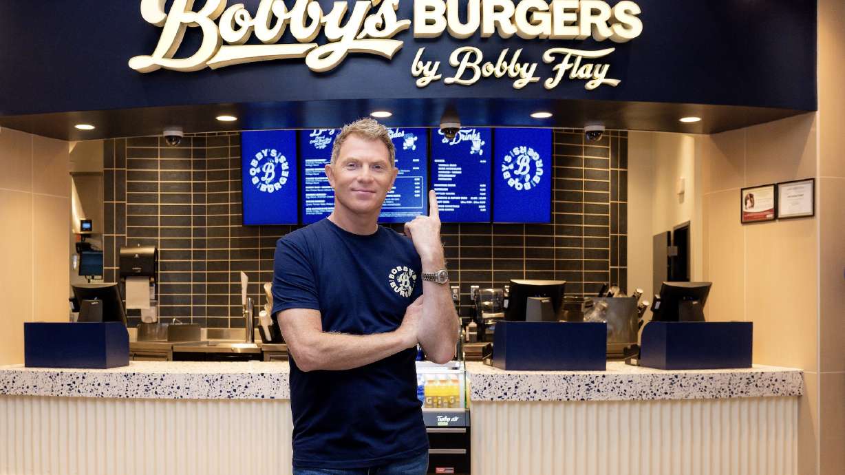 Celebrity chef Bobby Flay set to expand burger chain to Utah