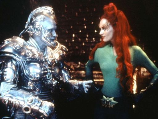 Arnold Schwarzenegger and Uma Thurman reunite: 'Watch out, Batman'