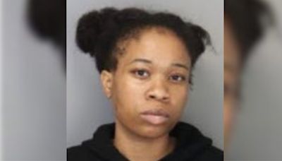 Woman accused of killing man for $60, then using money to buy chicken wing combo