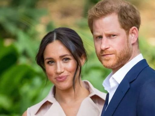 El príncipe Harry cree que es "peligroso" que Meghan Markle regrese a Reino Unido, porque podría sufrir un ataque