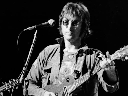 Una guitarra de John Lennon sale a subasta en Nueva York