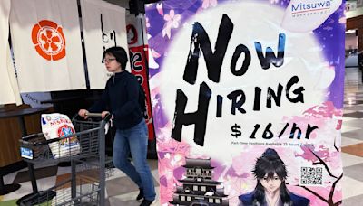 US job openings rise to 8.1 million despite higher interest rates