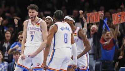 Shai Gilgeous-Alexander scores 34, Thunder overcome Mavs defense to even series 2-2