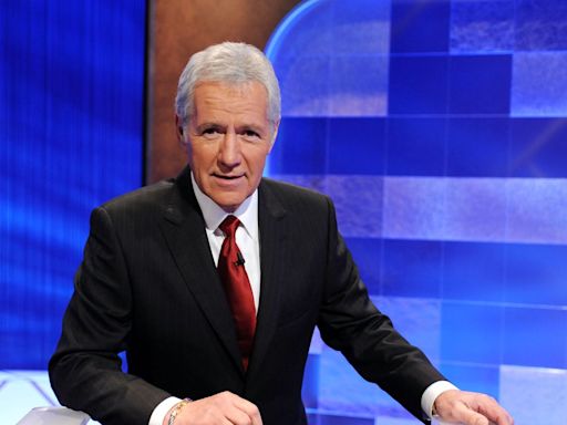 'Jeopardy! Fans Are "Crying" After Learning How Late Host Alex Trebek Will Be Immortalized