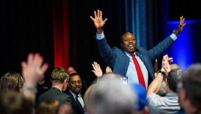 Tim Scott Fund-Raiser Includes Trump-Resistant Donors as V.P. Race Heats Up